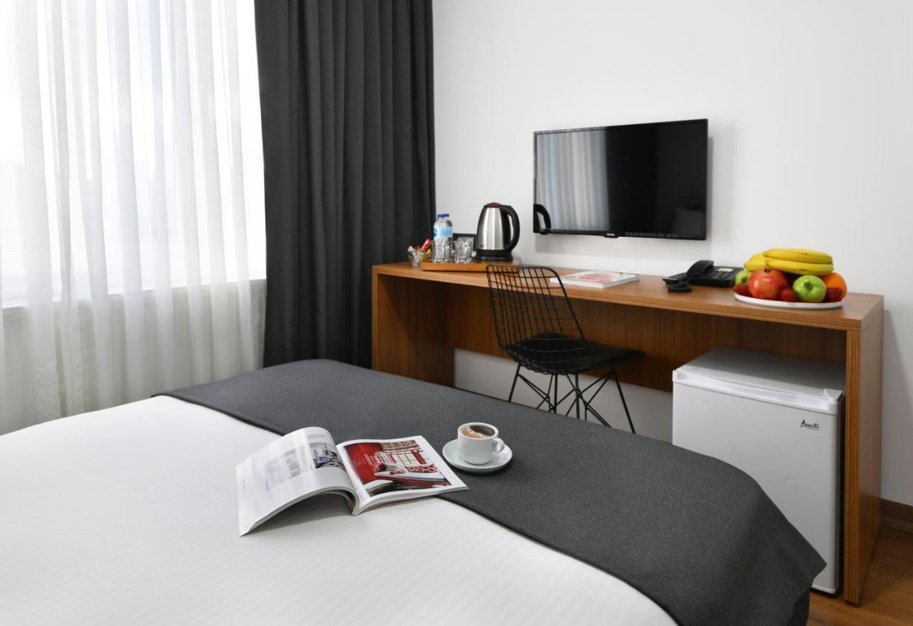 Nish Atasehir Hotel