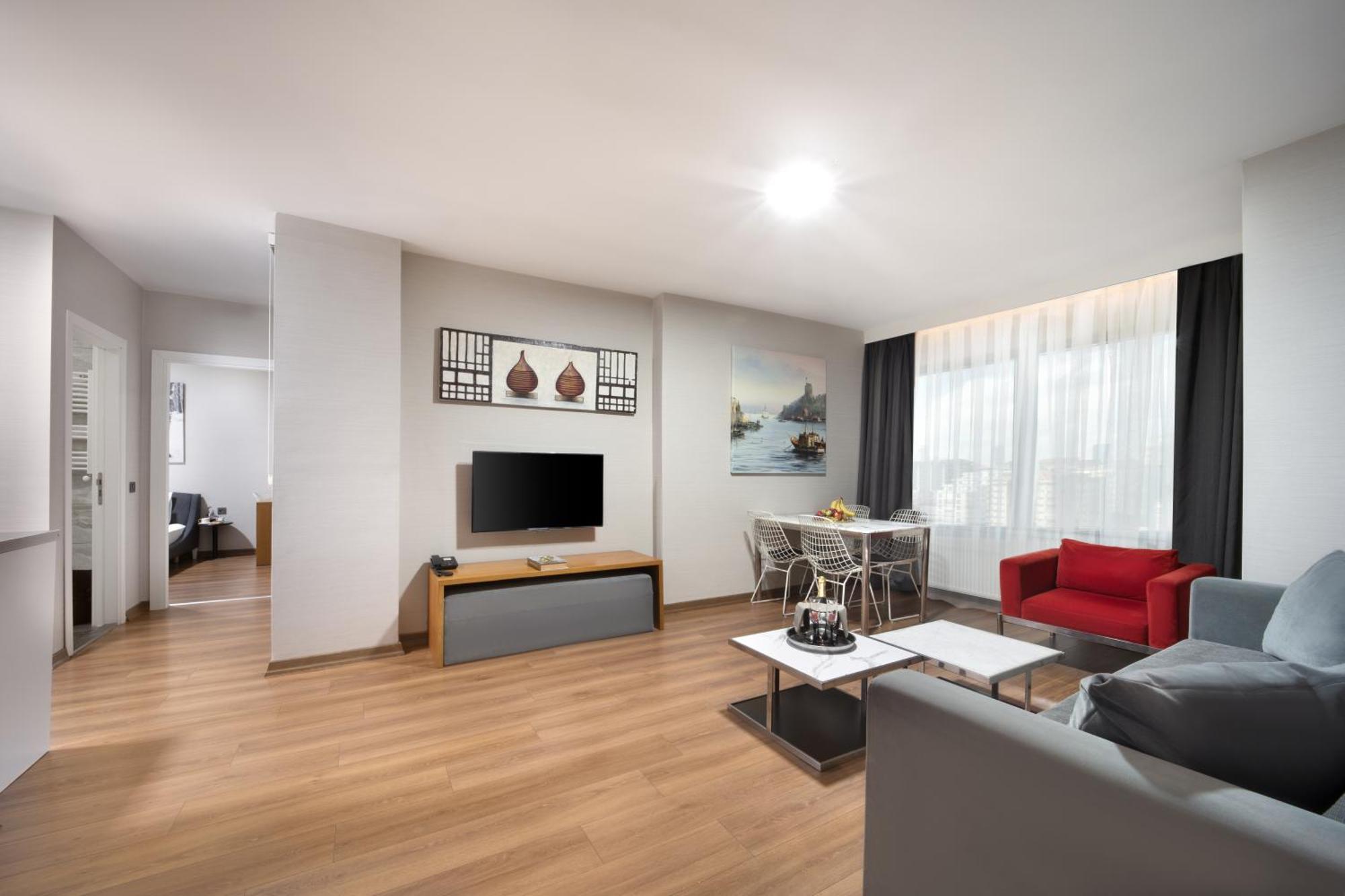 Nish Atasehir Hotel